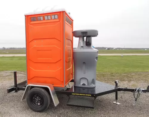 Durable Portable Restroom Trailer